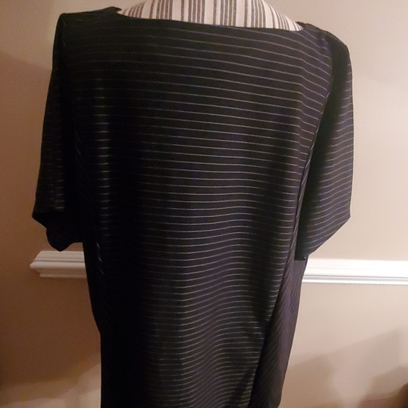 NWT Chicos PINSTRIPED PONTE TEESize 3 - Picture 3 of 5